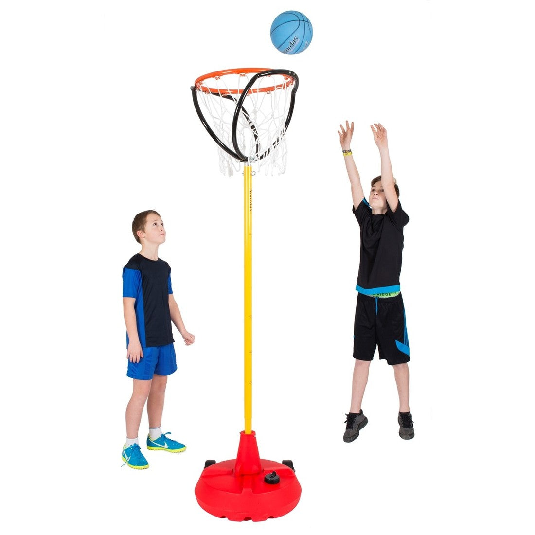 basketbola grozs