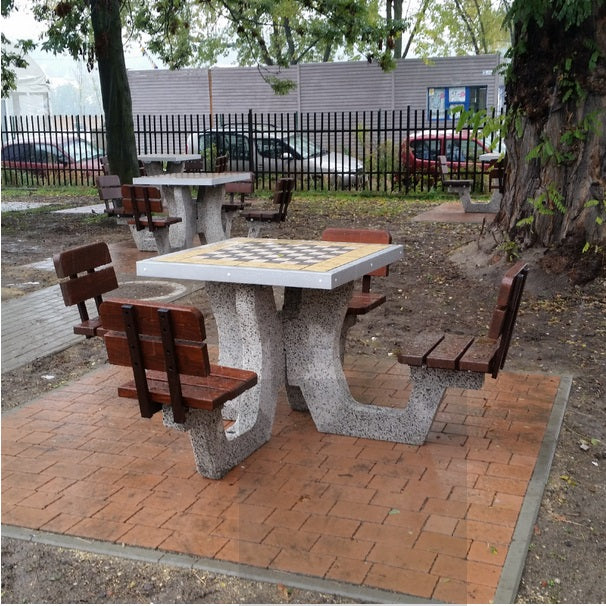 Betona damretes galds