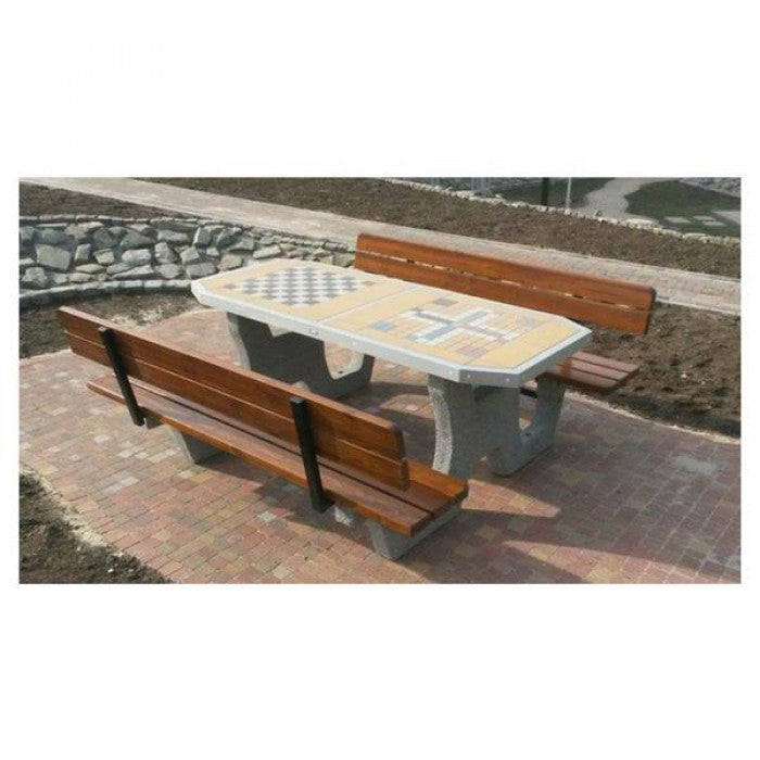 tona dambretes, šaha, riču-rača galds