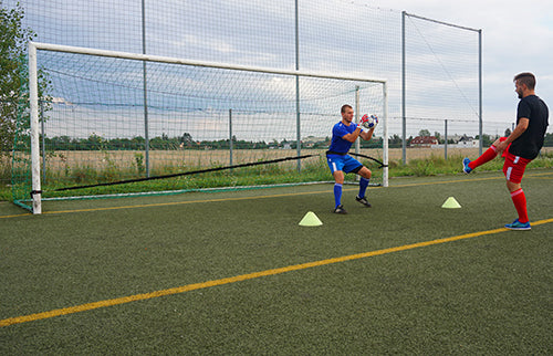 Pretestības gumija vārtsarga treniņiem