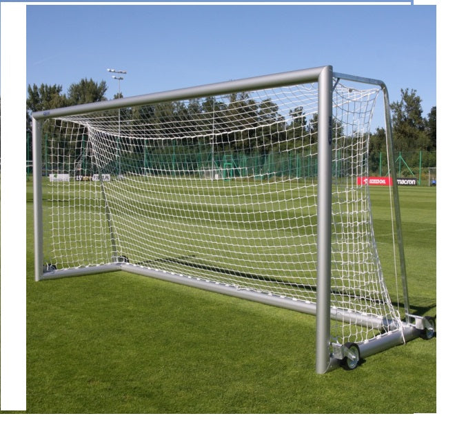 Futbola vārti 5 x 2 m alumīnija , ar riteņem