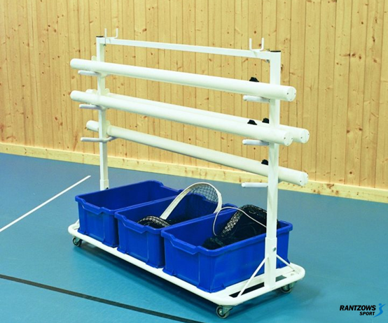 ratiņi volejbola statīviem