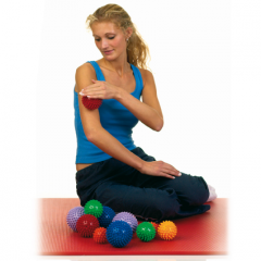 Masāžas adatu bumba