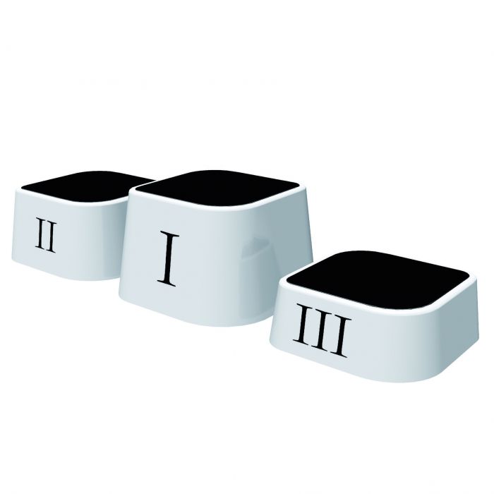 Apbalvošanas pjedestāls stiklškiedra