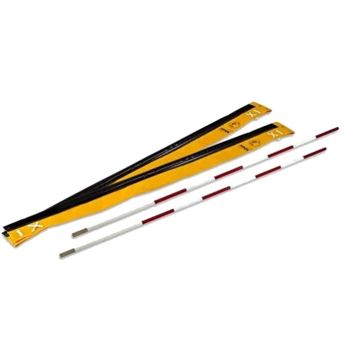 pludmales volejbola tīkla antenas, un dzeltenas kabatiņas