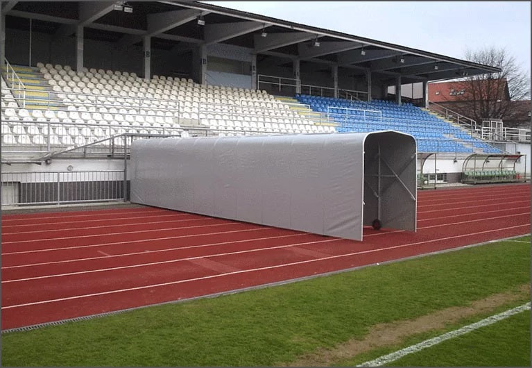 Tunelis futbnola stadionam komandu iziešanai uz laukuma