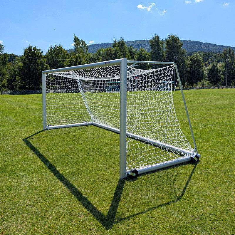 Futbola vārti 7.32 x 2.44 m, ar riteņiem, alumīnija