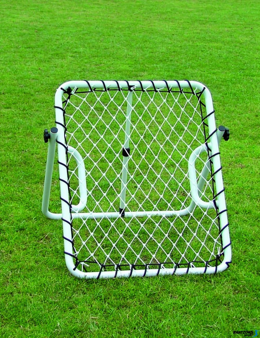 batuts futbola treniņiem