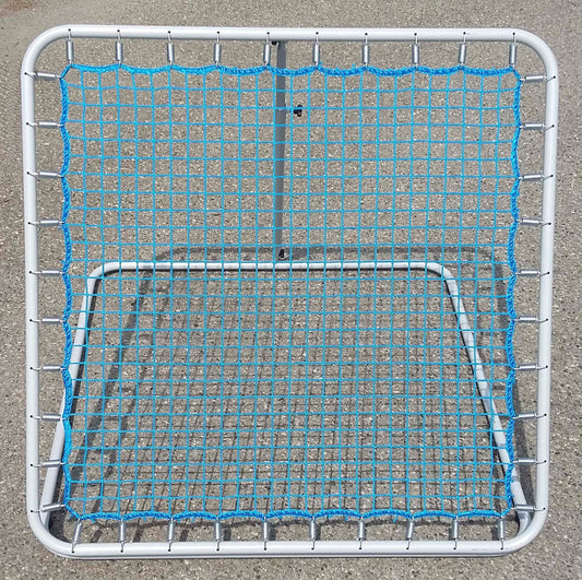 Batuts futbola treniņiem 105 x 105  cm