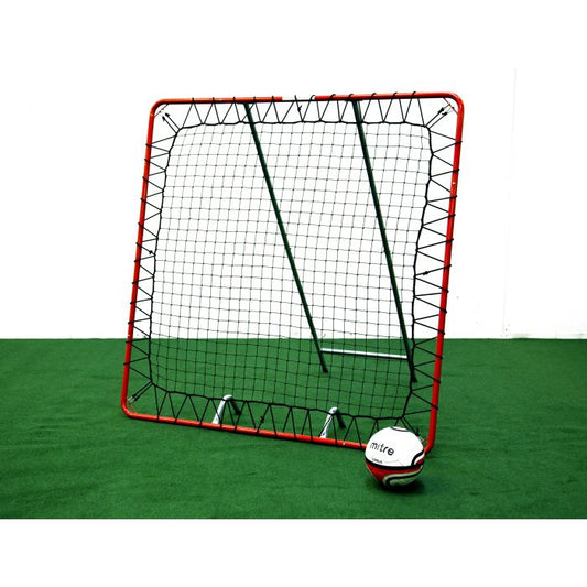 Batuts futbola treniņiem 145 x 145 cm